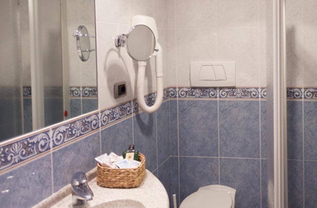 Hotel Bologna Бардолино Номер фото
